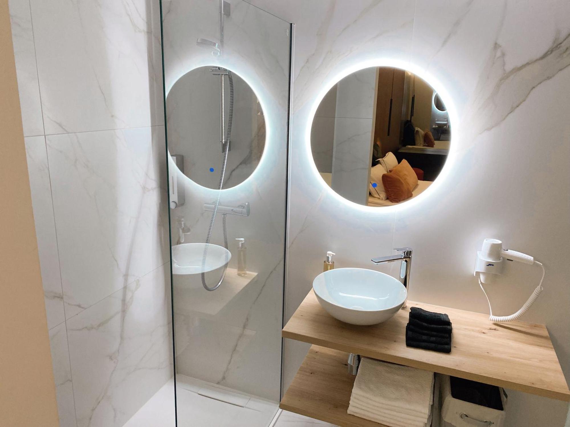 Zeus Apartment ตอร์เรโมลิโนส ภายนอก รูปภาพ